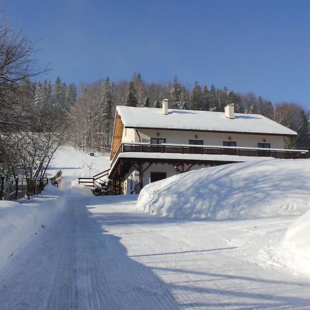 비스와 Cudne Manowce B&B 외부 사진