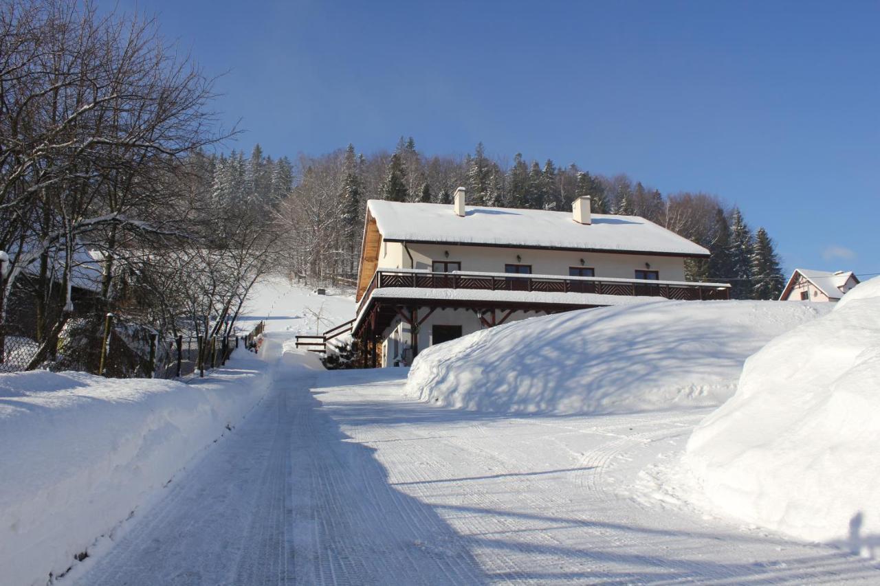 비스와 Cudne Manowce B&B 외부 사진