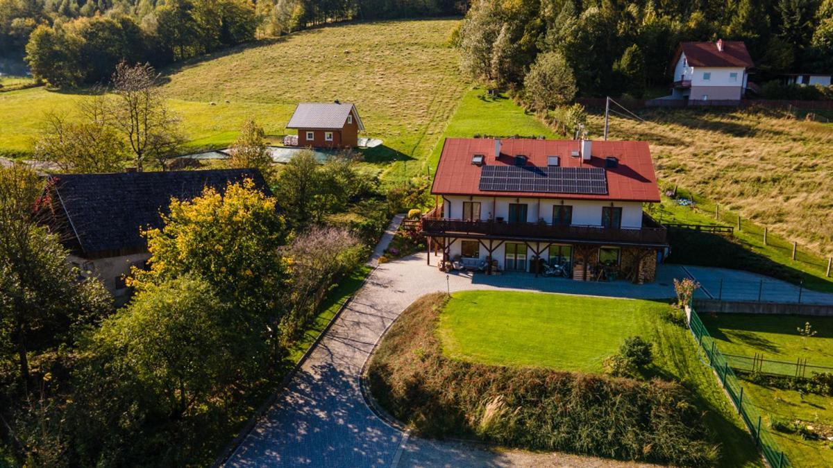 비스와 Cudne Manowce B&B 외부 사진